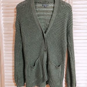 AMERICAN EAGLE Forest Green Cardigan